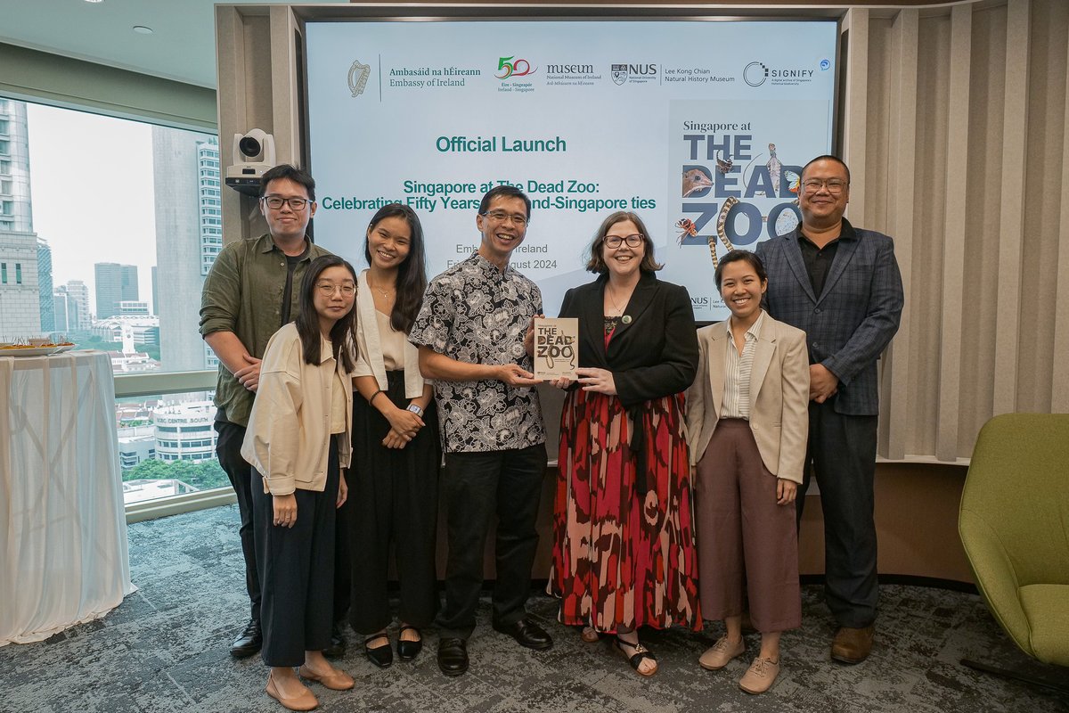 On 30 August 2024, LKCNHM and <a href="/IrlEmbSingapore/">Embassy of Ireland Singapore</a> had the pleasure of launching the Museum’s newly published booklet, ‘Singapore at The Dead Zoo: Celebrating Fifty Years of Ireland-Singapore ties’ by <a href="/signifynathist/">SIGNIFY</a>, with the support of <a href="/NMIreland/">National Museum of Ireland</a>!

🔗: lkcnhm.nus.edu.sg/latest-news/ti…