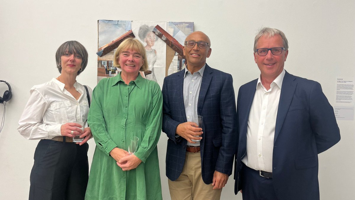 Depaulintl's tweet photo. Great to be at the launch of #HomelessnessReframed at @saatchi_gallery, @HomewardsUK important exhibition showcasing the complexities of #homelessness through art.
@DepaulUK https://t.co/z02nTrnWSd