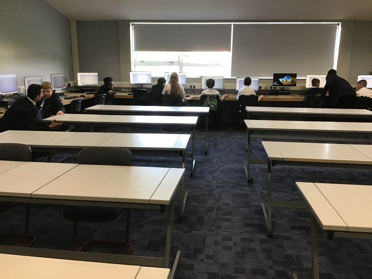 Miss Hughes 👩🏽‍🏫 tweet media