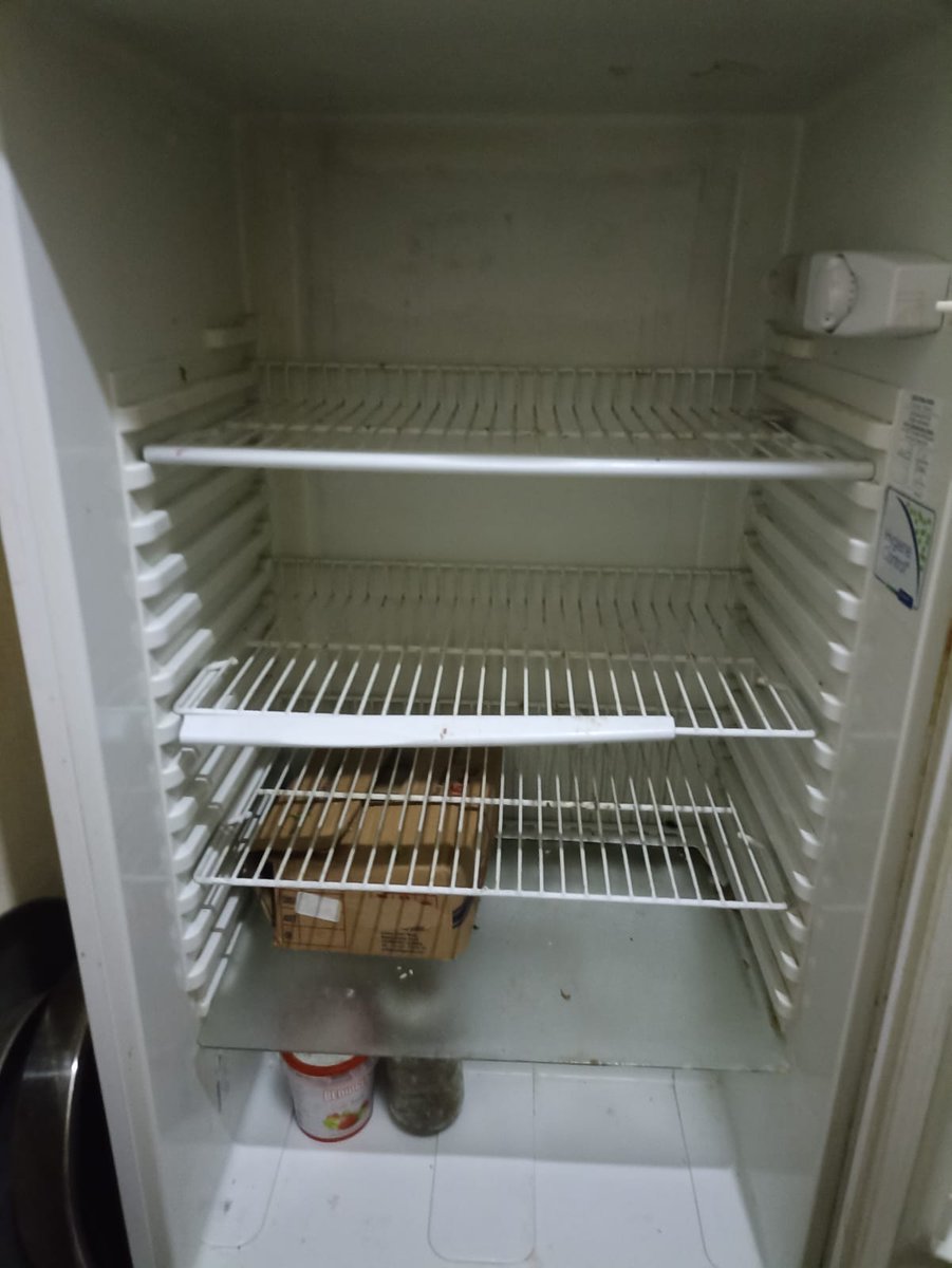 ÖNEMLİ...📌

6 nüfuslu çok perişan bir ailemiz. Ev kira.Baba hasta.Çocuklar hepsi öğrenci. Bütün yük fedakar Annenin üstünde oda evlere temizliğe gidiyor😔Bu gariplerin çok acil bir şekilde gıda, ev eşyası çocuklar için kıyafet vb ihtiyaçları var 🤲Yardım ve detaylı bilgi için:DM