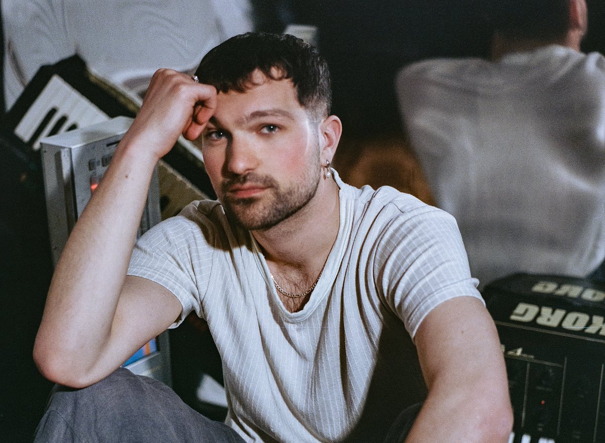 the most radicalist (@tmradicalist) on Twitter photo List Pick: Bursting with rich synth work and thick electronic beats, 'Fault Lines' is the flawless new single from <a href="/harveycauson/">Harvey Causon</a>.
themostradicalist.com/article/list-p… List Pick: Bursting with rich synth work and thick electronic beats, 'Fault Lines' is the flawless new single from <a href="/harveycauson/">Harvey Causon</a>.
themostradicalist.com/article/list-p…