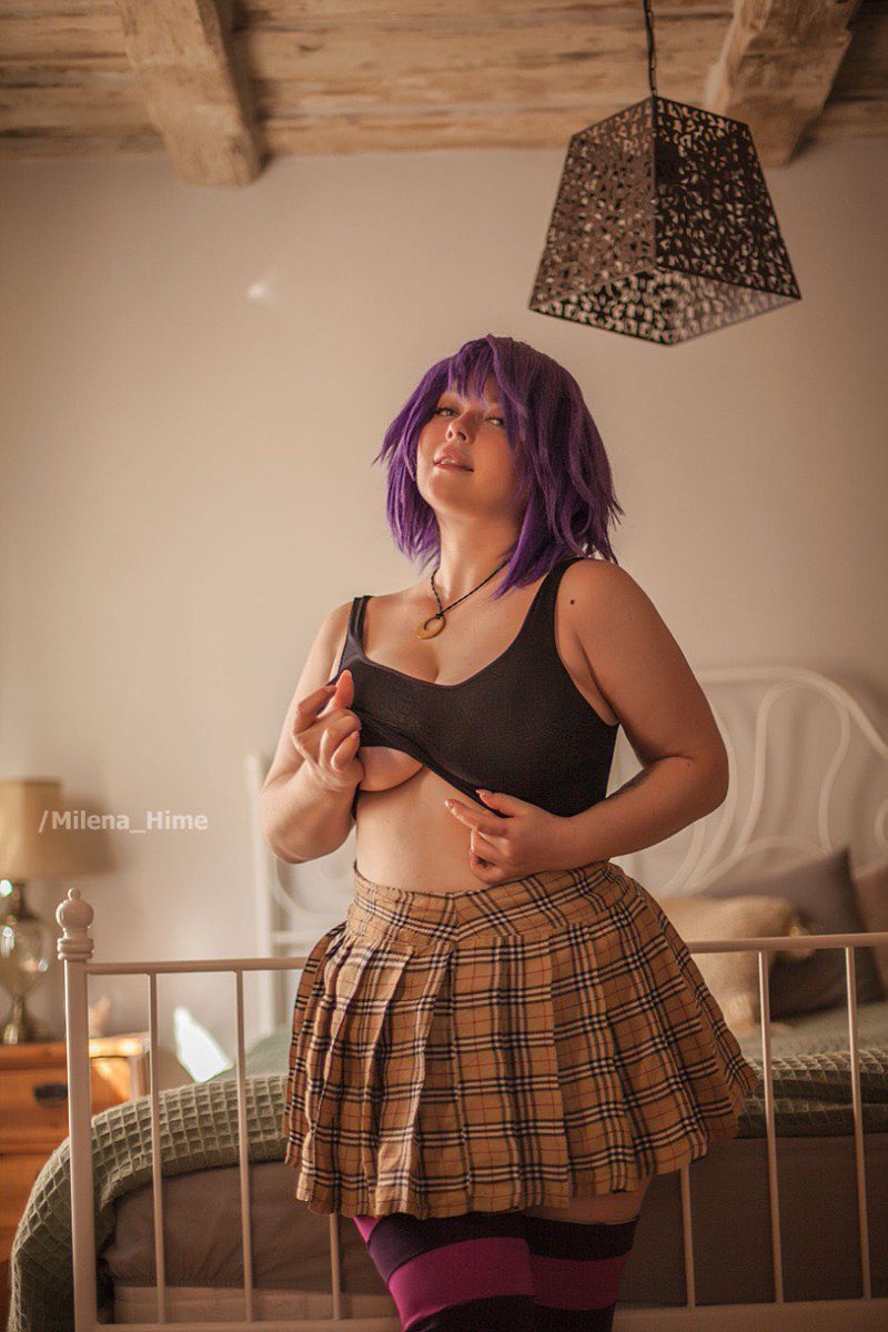 You know, who’s the good girl here, right?)
50+ new photos on my page this month, check the link in bio ❤️