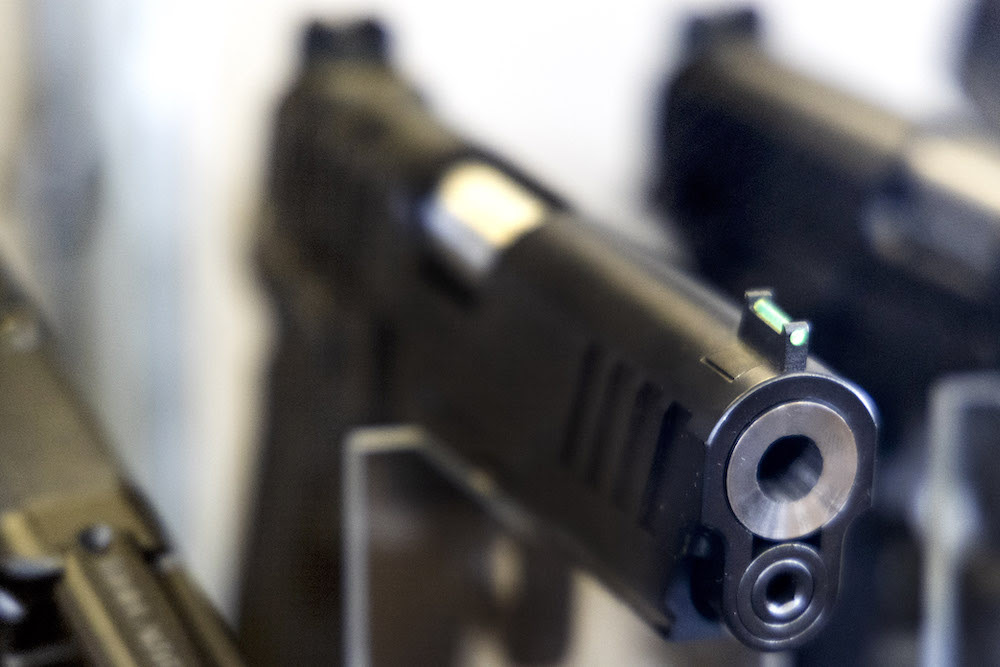 "The prevalence of firearms in the U.S., not mental illness, is driving the surge in gun deaths across the country." #portlandme mainemorningstar.com/2024/09/12/stu…