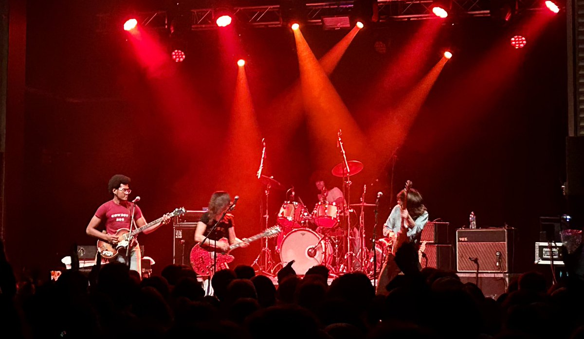 TomMcNJones (@tommacjones) on Twitter photo Outstanding gig from <a href="/thelemontwigs/">The Lemon Twigs</a> in Manchester last night.
Perfect harmonies and a stellar performance. They just keep getting better & better. Outstanding gig from <a href="/thelemontwigs/">The Lemon Twigs</a> in Manchester last night.
Perfect harmonies and a stellar performance. They just keep getting better & better.