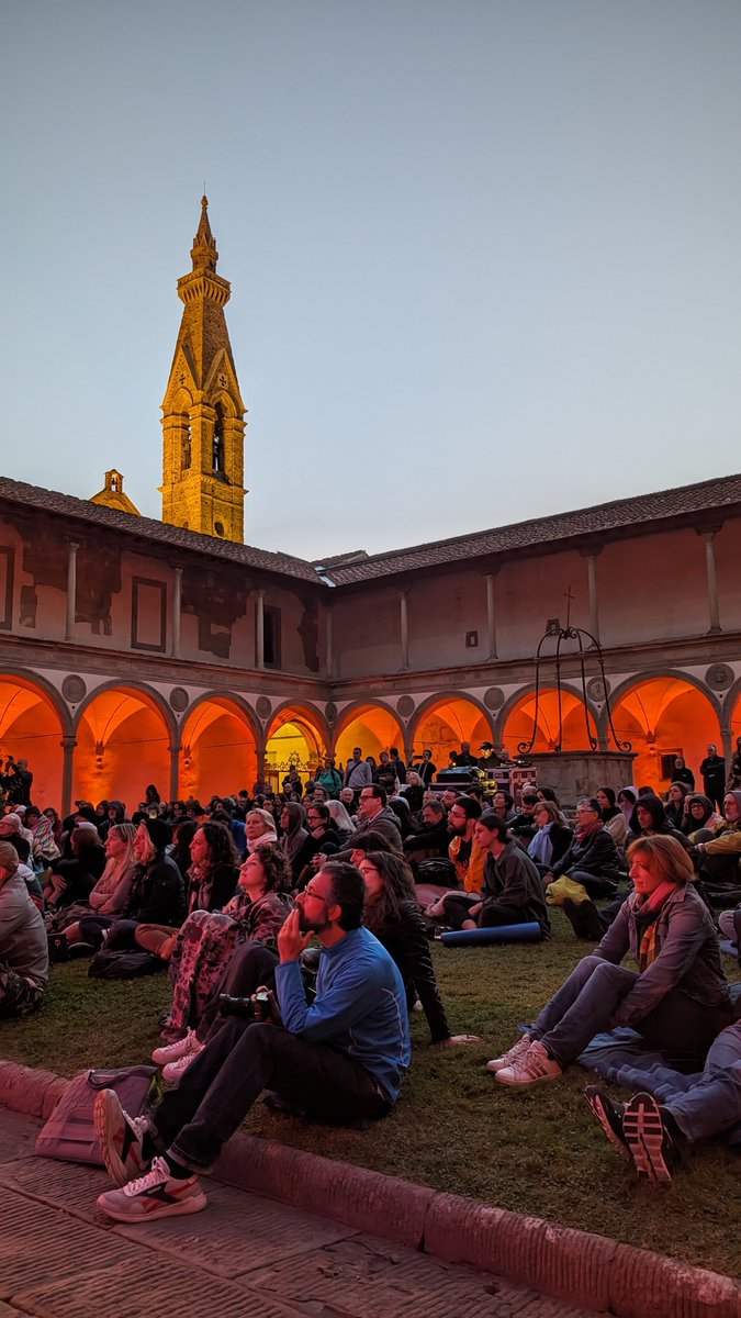 santacroceopera's tweet photo. #GeniusLoci è alle porte e i biglietti per le prime due serate sono già andati tutti esauriti in poche ore. Anche questa edizione del festival si conclude con un concerto all’alba che quest’anno vedrà protagonista la musicista #andreamotis
Le prenotazioni on-line per il concerto all’alba cominciano oggi alle 12.00. Ingresso libero fino ad esaurimento posti disponibili!