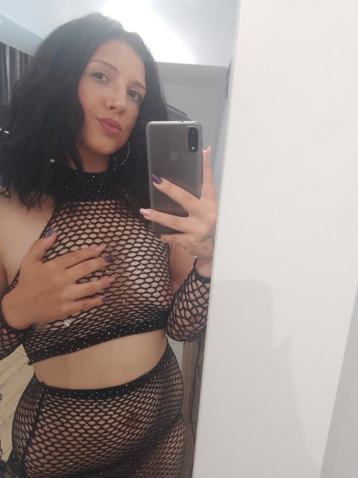 Click here for a nudy version   https://t.co/VgwNW35TGK https://t.co/FOJFlg73Rp<a href="/tag/model"class="tags"><span>#model</span></a><a href="/tag/blonde"class="tags"><span>#blonde</span></a><a href="/tag/glasses"class="tags"><span>#glasses</span></a><a href="/tag/redlips"class="tags"><span>#redlips</span></a>