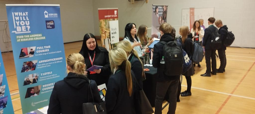 TheMrAindow's tweet image. Great careers fair for Y11 today #BBGCareers @BBGAcademy