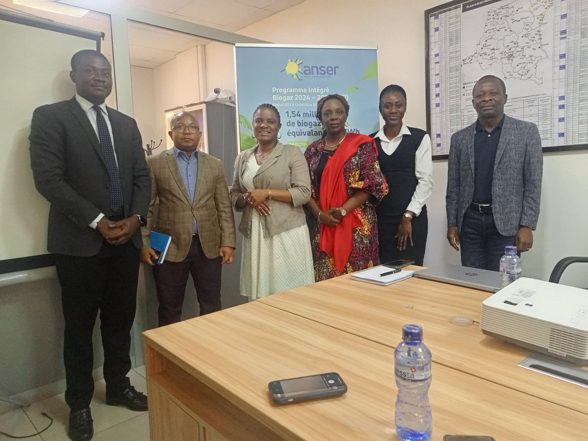 ACERD_RDC's tweet photo. Réunion ACERD asbl et le Fonds Mwinda de l'Anser 

#Acerd #Rdc #Mwinda #Energie https://t.co/shdcJowTux
