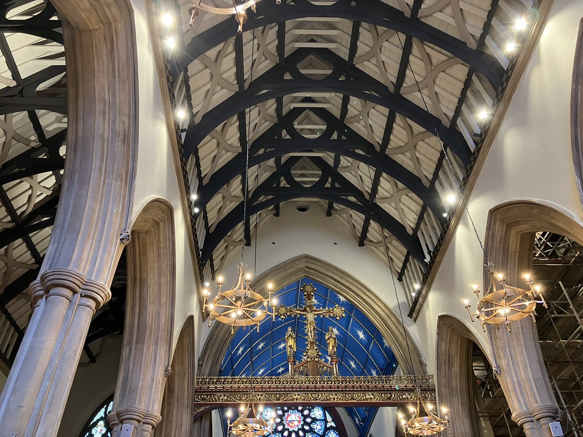 Somehow, my first visit to this midC19 Camden church with remarkable interior! Grade II* historicengland.org.uk/listing/the-li… Here is Mthr Sally in the glorious chancel  <a href="/StMaryMagsNW1/">St Mary Magdalene 🏳️‍🌈</a>