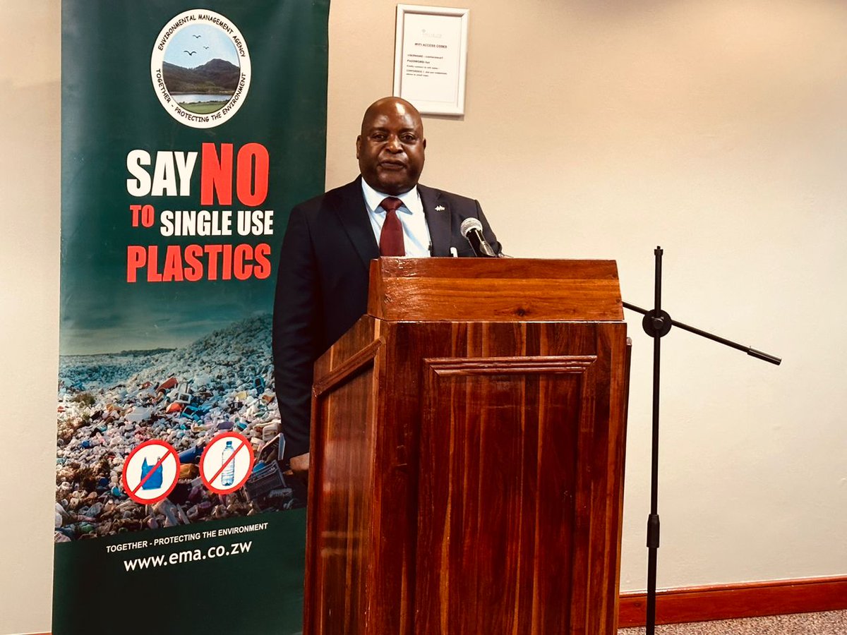 UNEP_Africa's tweet photo. Exploring innovative recycling &amp; waste reduction strategies to beat #PlasticPollution in Zimbabwe 🇿🇼♻️ with the support of @JapanGov 

Together for a sustainable future! 🙌 #CircularEconomy #ZeroWaste #Sustainability

@JapanGov https://t.co/tUioodFzYv