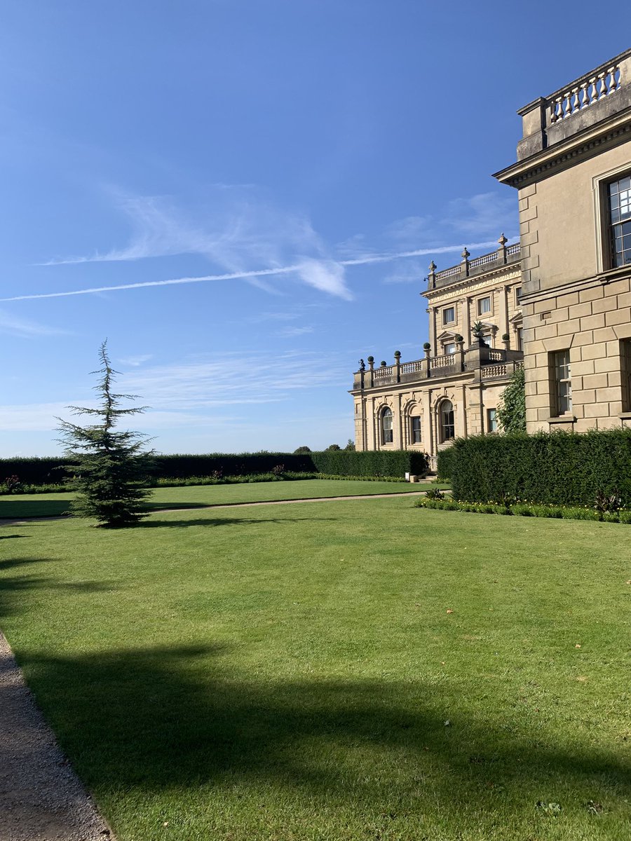 CCSeniorTrips's tweet photo. Beautiful morning at Cliveden with our Year 7s. Enjoying Art in the main garden 🪴…#CCSB #CCSG https://t.co/eLk2y7Rycf