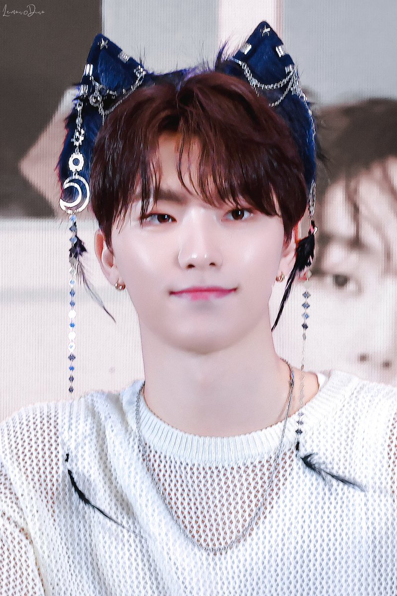 Lemon_Dino211's tweet photo. 240911 이즈위 베이징 팬싸 HD 

#세븐틴   #SEVENTEEN     
#디노 #이찬 #DINO #ディノ https://t.co/Qry3jF9xDu