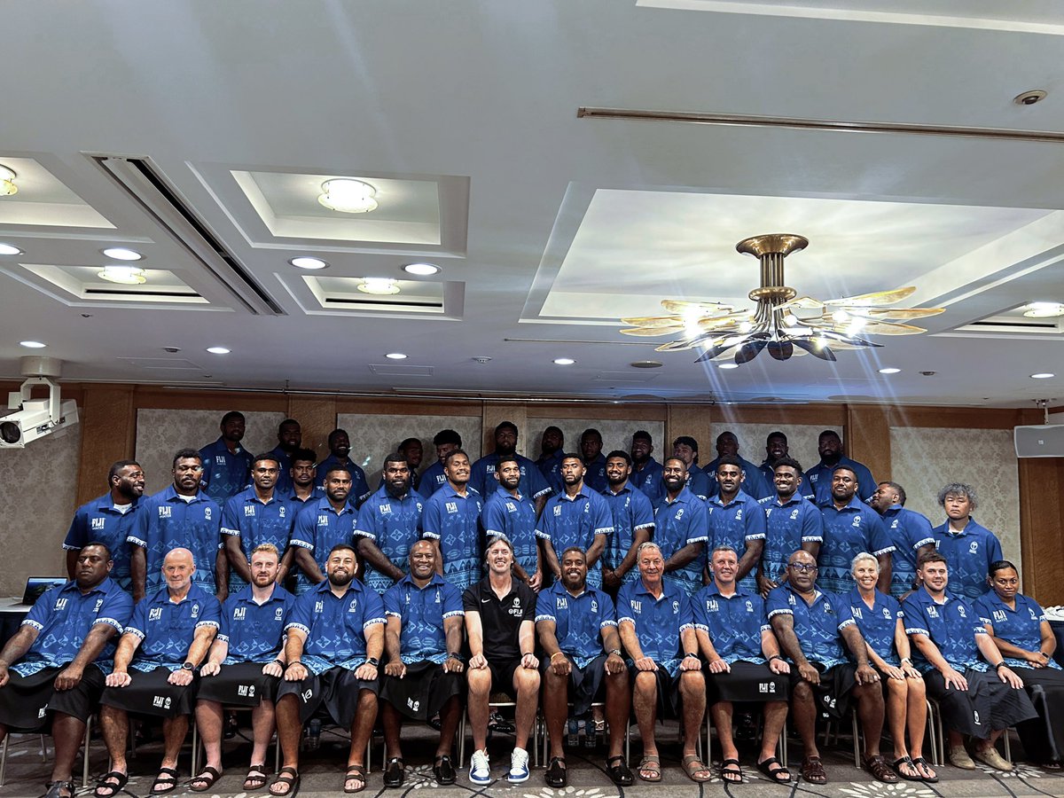 fijirugby's tweet photo. JERSEY PRESENTATION 🇫🇯 

Honored to have had Fiji Rugby General Manager High Performance BJ Mather as well as former Crusaders &amp; All Blacks first five-eighth Richie Mo’unga grace the FIJI Water Flying Fijians with their presence this evening 🤝🏾 

#duavataveilomanirakavi https://t.co/9JVmLbPwh2