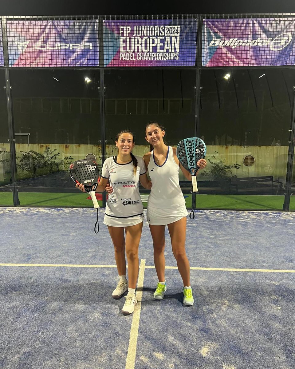 👏🏽 Alicia Cañellas, del #TeamSET🐺 en el Campeonato de Europa Junior <a href="/padelfip/">FIP - International Padel Federation</a> celebrado en Budapest.

Alicia y su compañera, Celia Barrios, caían en cuartos de final ante Diana Toledo y Carla Fernández, dupla que se alzó finalmente con el título continental.

#NeverGiveUp