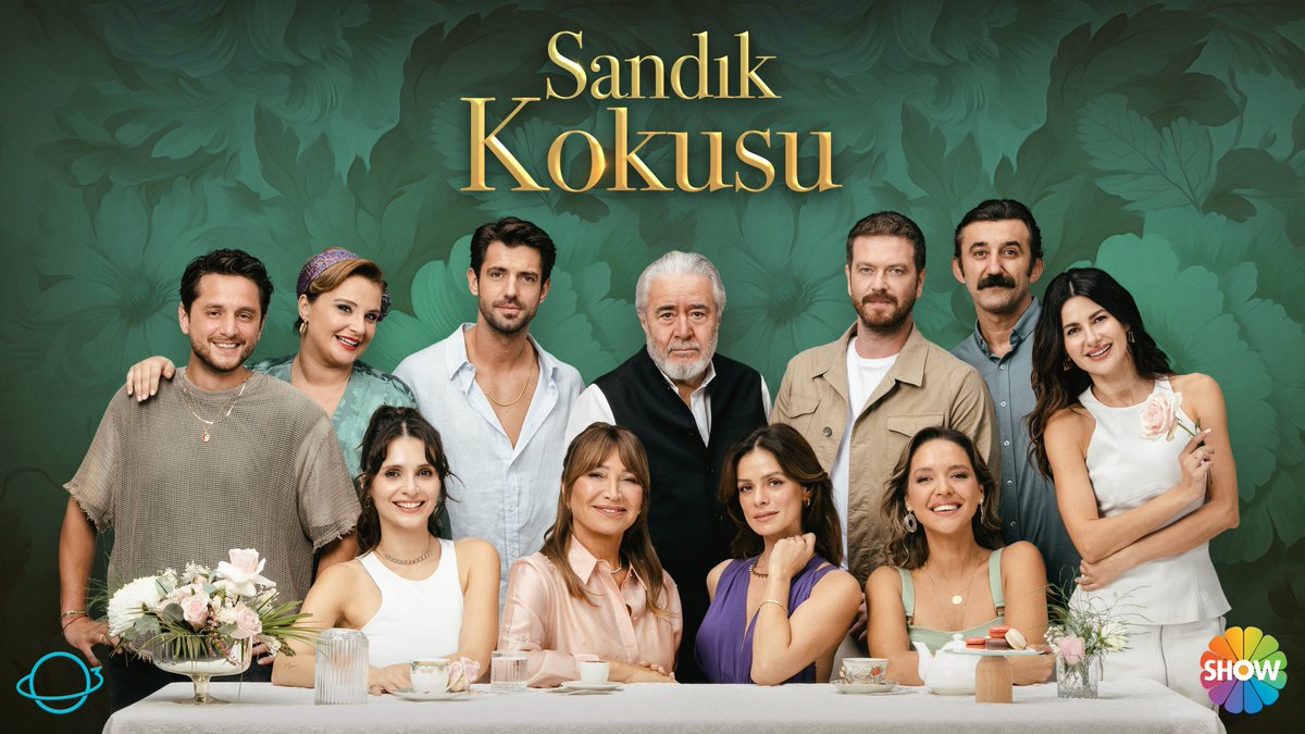 Masamızda bir tek siz eksiksiniz! 🤩
Çarşamba günü masamızda yeriniz hazır… 🤍

#SandıkKokusu 18 Eylül Çarşamba 20.00’de <a href="/ShowTV/">Show TV</a>'de! 📺
<a href="/O3Medya/">O3 Medya</a>
