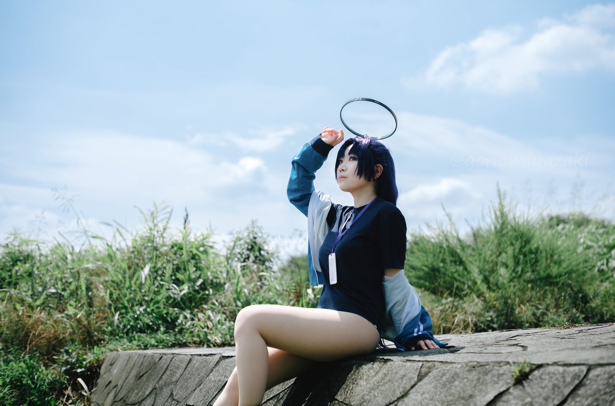 aonomiyazaki's tweet photo. 暑すぎ❗

#ブルアカコスプレ #ブルーアーカイブ #bluearchive #yuuka #ユウカ #コスプレ #cosplay https://t.co/DiYAa0JJC7