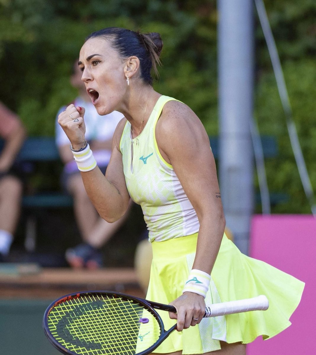 OTRAS SEMIFINALES MÁS 🤩

✅ Nuria Párrizas 🇪🇸 vence a Brancaccio por 6-1 7-5 y accede a la penúltima ronda del WTA 125 de Ljubljana.

Vamos Nuri 👊