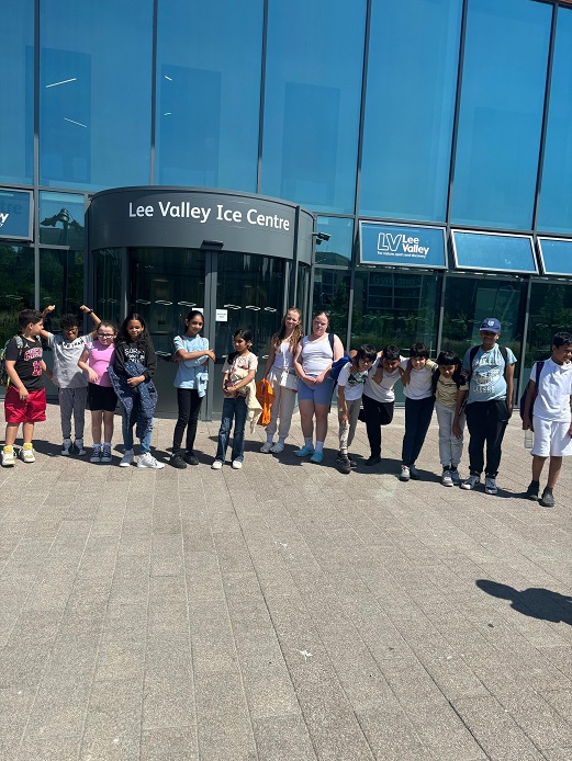 Young Tower Hamlets are offering FREE activities and opportunities for young people across the borough.  Find out more: youngtowerhamlets.org.uk (part 2) <a href="/young_TH_/">Young Tower Hamlets</a>