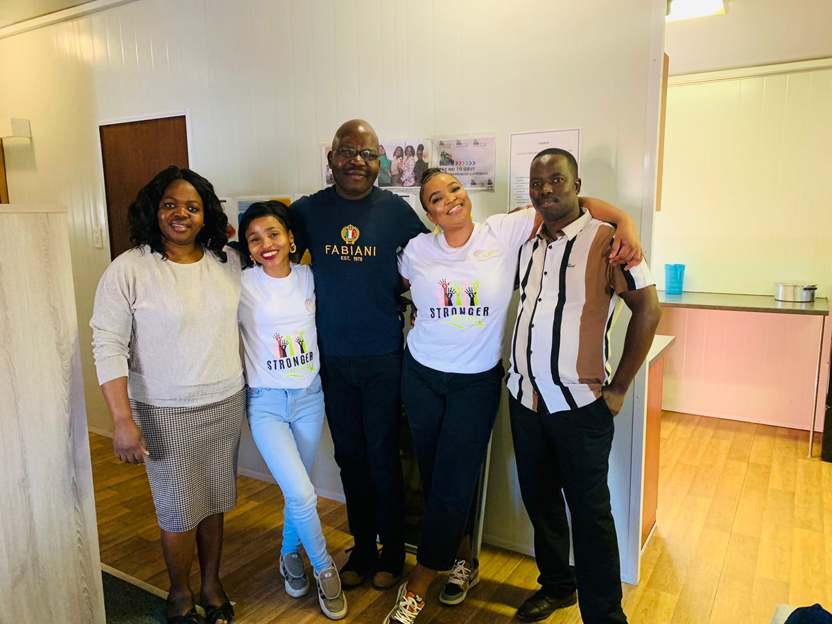 SoulCity_SA's tweet image. Together with @TheWARD_Fnd supported by @SIOC_CDT in Northam for the Northern victim empowerment baseline survey. This crucial initiative helped us understand survivor needs and work towards better support. #VictimEmpowerment #Northam #CommunitySupport