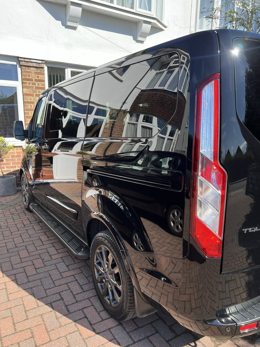 Ian_H_007's tweet image. This is what she should have looked like when delivered from #Foray #Poole But thanks to #GESpecialistCars it’s now turned to liquid gloss black. #Stunning #Amazing #LiquidGlass
