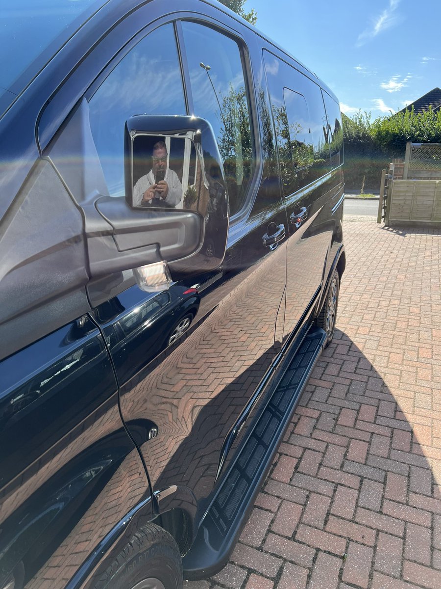 Ian_H_007's tweet image. This is what she should have looked like when delivered from #Foray #Poole But thanks to #GESpecialistCars it’s now turned to liquid gloss black. #Stunning #Amazing #LiquidGlass
