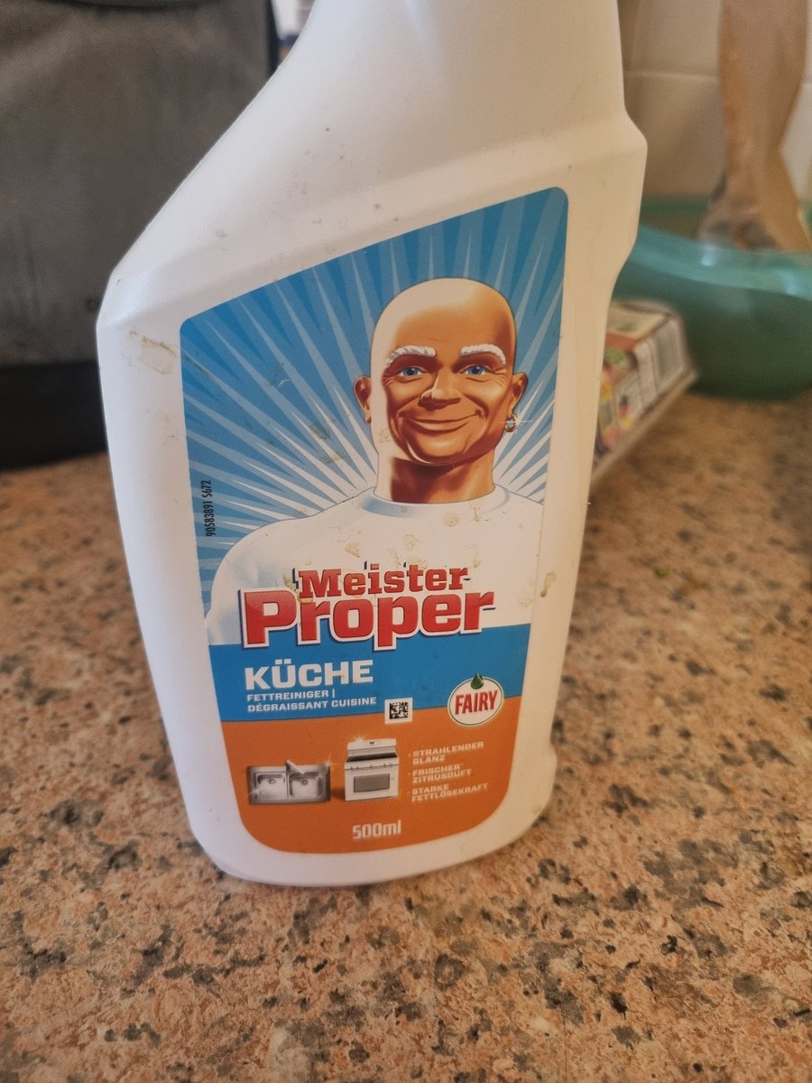 mischief_nerd's tweet image. The German version of Mr Clean is so German.