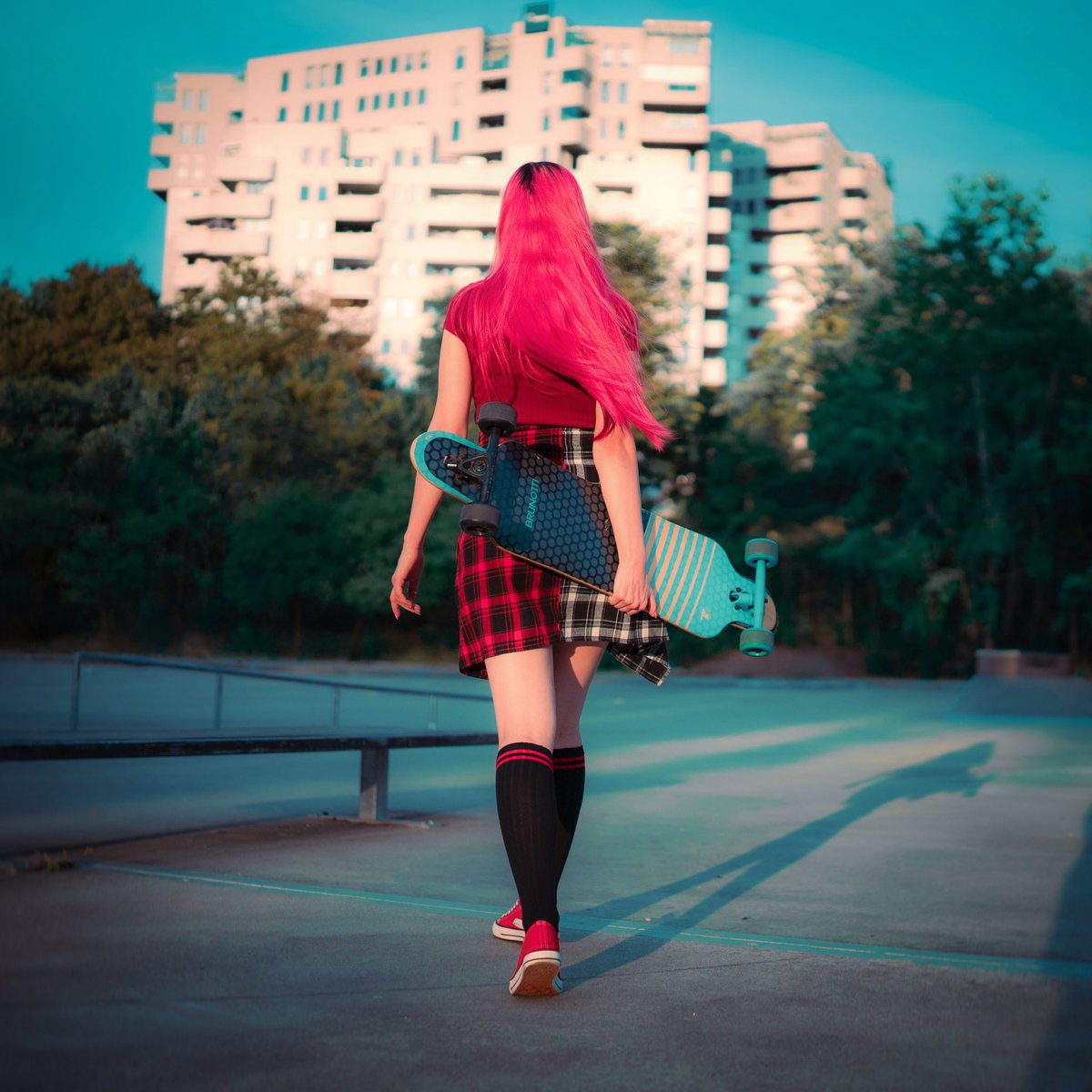 Moon_sashaa's tweet photo. Here I go! ✌🏻
Hands up who also rides a skateboard? 🙌🏻
#skytepark #longboard #board #ᴀɴɪᴍᴇɢɪʀʟ #altstyle #alternativegirl #ɢᴀᴍᴇʀɢɪʀʟ #gamernerd #skateboard #egirlstyle
#egirl #photomodel #altmodel #rockgirl #altfashion #pinkhairdontcare #pinkhaircolor #altpink https://t.co/2yPWLeyr7t