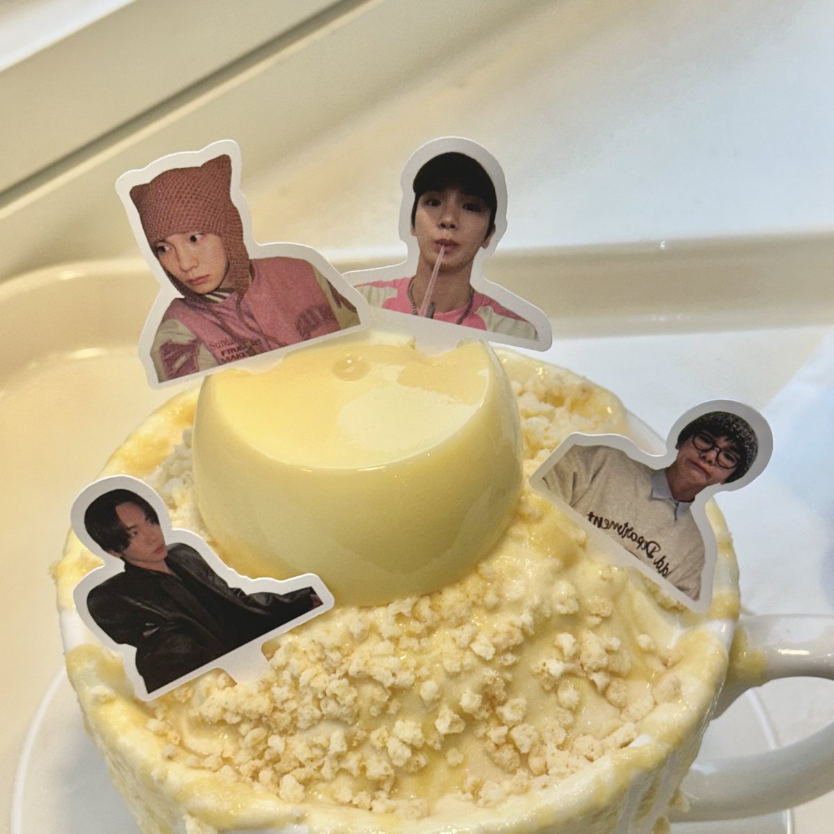 bummypudding's tweet photo. 케이크픽은 푸딩에 꽂아서 사용해보세요 🍮💕

오른쪽 한가지는 생일 당일에만 푸딩 하나당 한개씩 증정됩니다.
왼쪽 네가지는 이벤트 내내 푸딩 하나당 랜덤으로 한개씩 증정됩니다. ( 중복 ❌ ) https://t.co/WnPXsPw1MV
