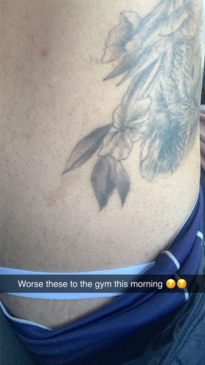 Unknownpoly97's tweet image. Bad move 😏😏