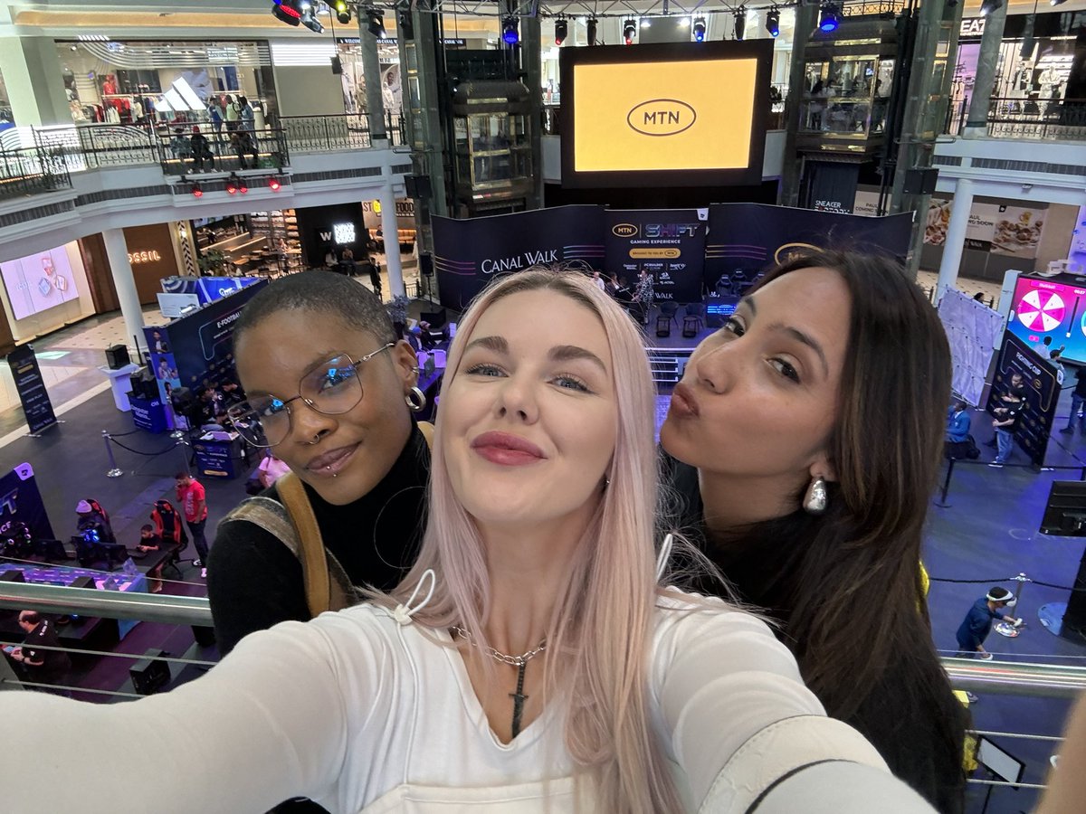 🔴 LIVE 

IRL stream from #MTNshift ft. <a href="/Kelly_KiKx/">Kelly KiKx</a> <a href="/AndrovaZA/">SYN Androva</a> <a href="/rushkagg/">RushkaGG</a> 🤍🤍🤍

🔗 twitch.tv/juliabishrobson