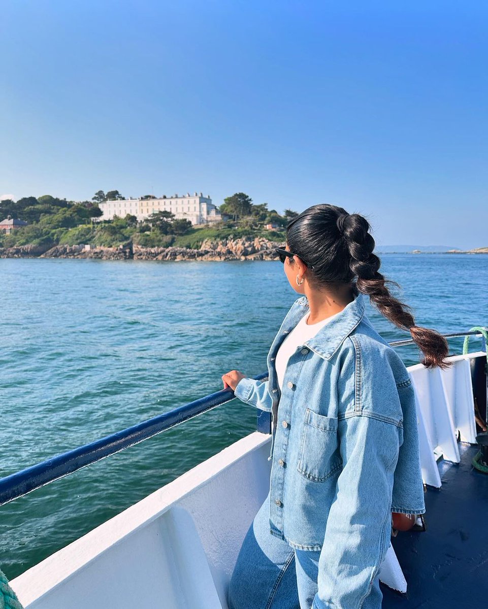 All aboard! ⚓️ 

We’re spoilt for choice on both sides of the Liffey with #Dublin boat tours ⛵️👇

🌊 <a href="/OldLiffeyFerry/">The Old Liffey Ferry</a> 
🌊 <a href="/howthcliffcruis/">Howth Cliff Cruises</a>
🌊 <a href="/DublinDiscover/">Dublin Discovered Boat Tours</a>
🌊 <a href="/DublinBayCruise/">Dublin Bay Cruises</a>
🌊 <a href="/BoatCanal/">Royal Canal Boat Trips</a>

📸 my_colourpalette [IG]

#DublinCoastalTrail