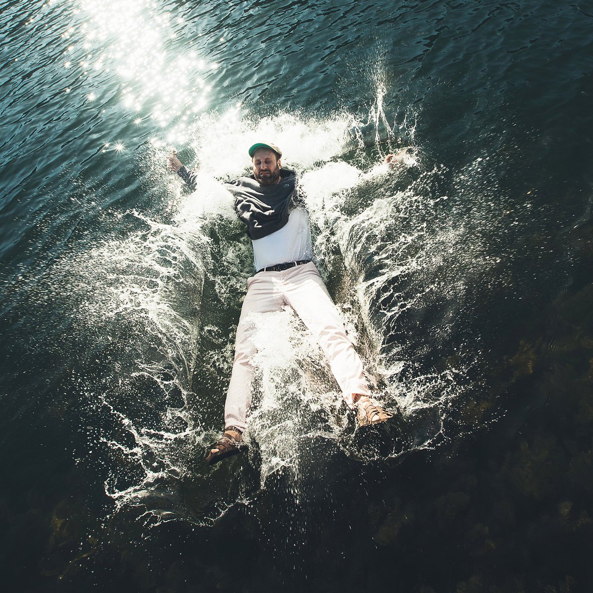 last single before the album drops is out today: 
fanlink.tv/bibihope