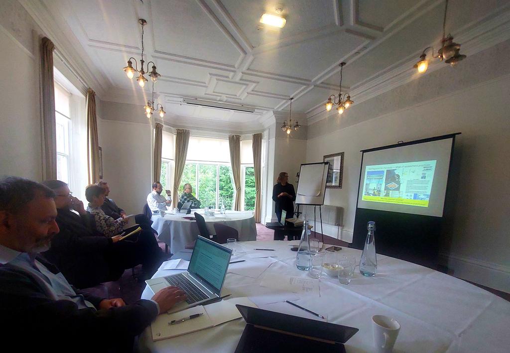 Attended Critical Policy Discourse Analysis (CPDA) Workshop in Sheffield, and it was a blast! 👩🏻‍💻👩🏻‍🎓So privileged to discuss with and learn from colleagues working in this field 😌👌