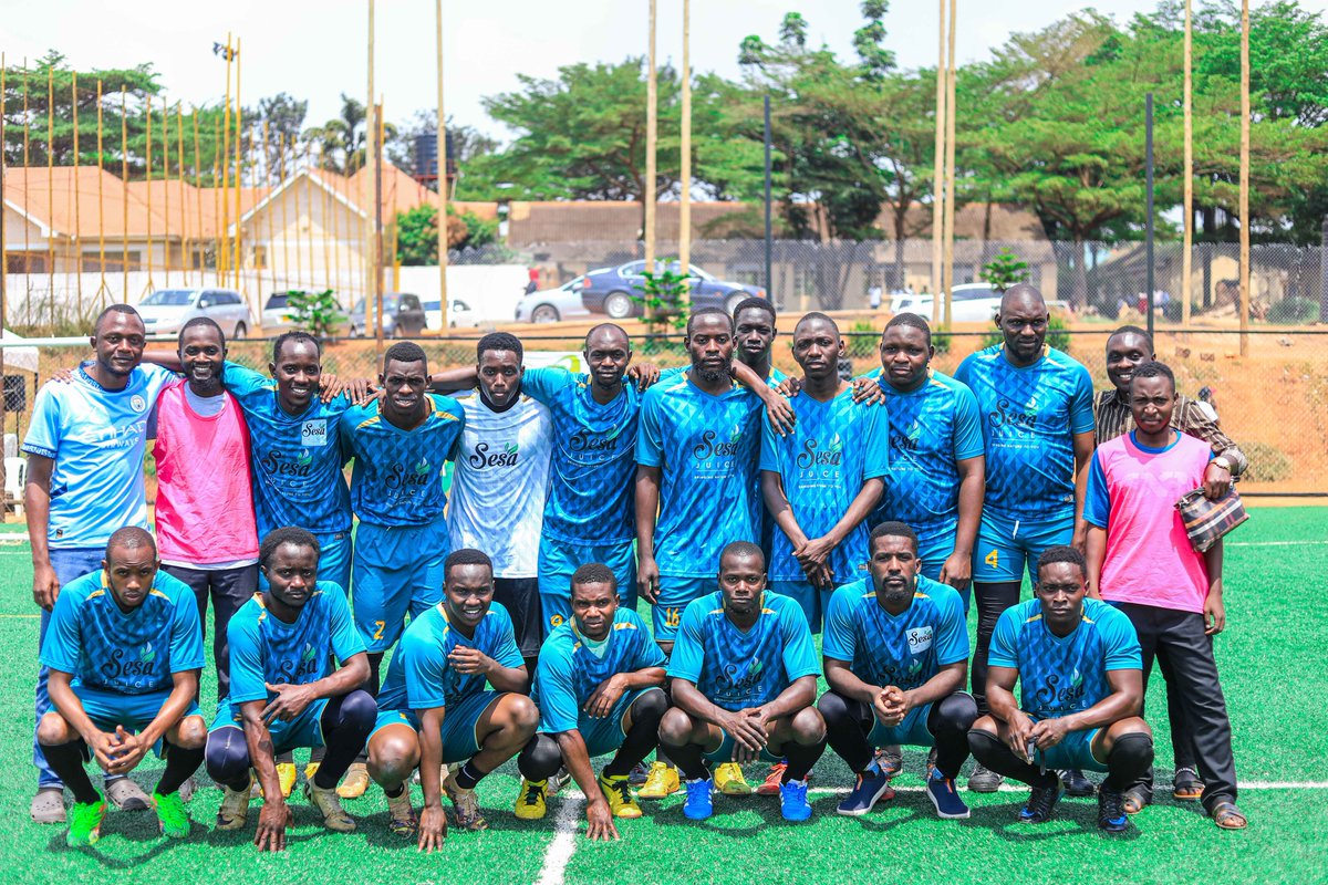 KOSA League (@kosaleague) on Twitter photo The teams: 
<a href="/ScavengerFC/">Scavenger ‘18</a> Class of 2018
Scavenger: Back in school, the term “scavenger” meant people who didn’t buy anything from the canteen but came around & ate along with their friends who had, during break time. 
#KOSALEAGUE The teams: 
<a href="/ScavengerFC/">Scavenger ‘18</a> Class of 2018
Scavenger: Back in school, the term “scavenger” meant people who didn’t buy anything from the canteen but came around & ate along with their friends who had, during break time. 
#KOSALEAGUE