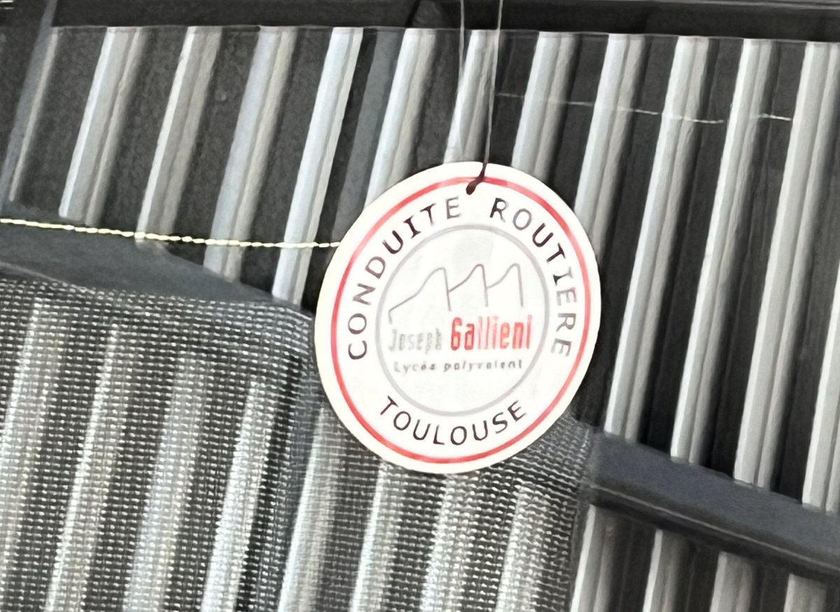 Yolaine Cabot tweet media