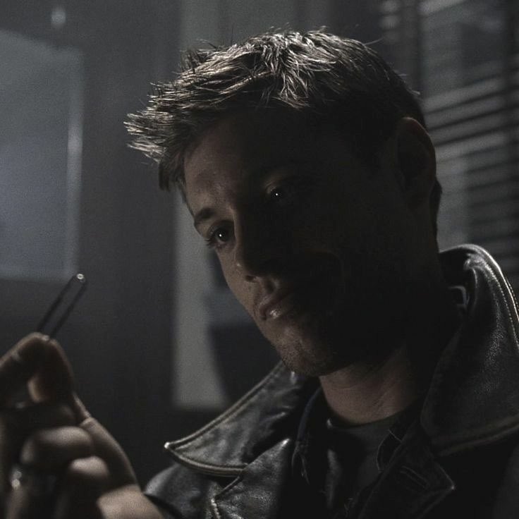 spnjxnmish's tweet photo. what do you MEAN it’s been 19 years since dean winchester was introduced to the world https://t.co/h7xERL7Fds