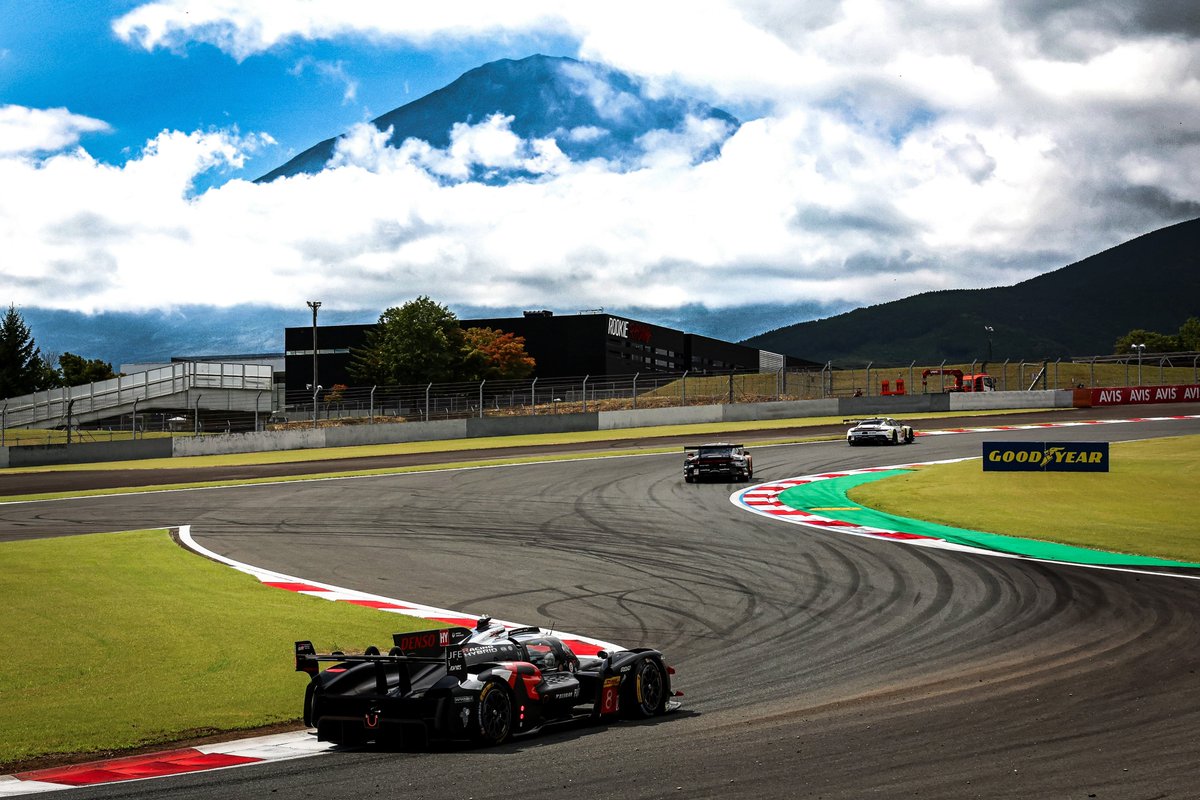 Mark_Whitelegge's tweet photo. Some 4K goodness for your Friday lunch time! #FIAWEC #6HFuji #PushingTheLimitsForBetter #TOYOTAGAZOORacing #GR010Evo #GoHyper
📸 - TGR WEC https://t.co/sQXS02oVEq