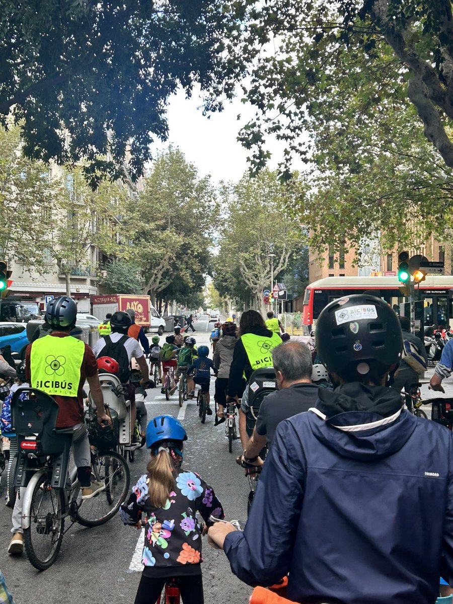Pure joy riding with the Bici Bus in Barcelona this morning. A girl on a balance bike with her mom running along with encouragement. A boy running along with a huge smile. Joy, pure joy. Oh, and hard work by parents to make all that joy happen. Thanks to Genis &amp; @jordihoney