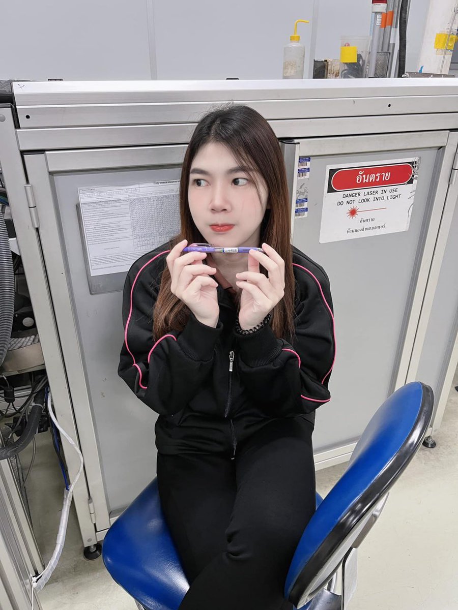 ที่เราตัวหนัก เพราะเราน่ารักไม่เบาไง      #โสดด #ชบอทำงาน #ธุรกิจส่วนตัว #ชอบเที่ยว #เรียนรู้ #กรุงเทพ #ชลุบรี