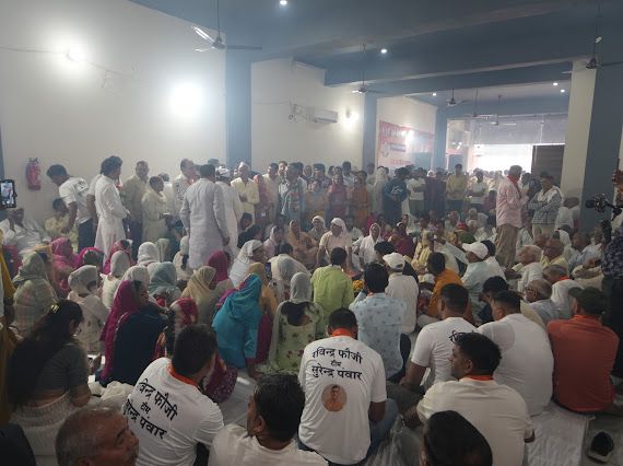 vedyodha1's tweet image. आज सोनीपत विधानसभा प्रत्याशी श्री सुरेंद्र पंवार जी के चुनावी कार्यालय के उदघाटन के अवसर पर शामिल हुआ।
इस मौके पर पार्टी के सभी पदाधिकारी एवं स्थानीय वासी, कार्यकर्ता भी मौजूद रहे।
#SurenderPanwar