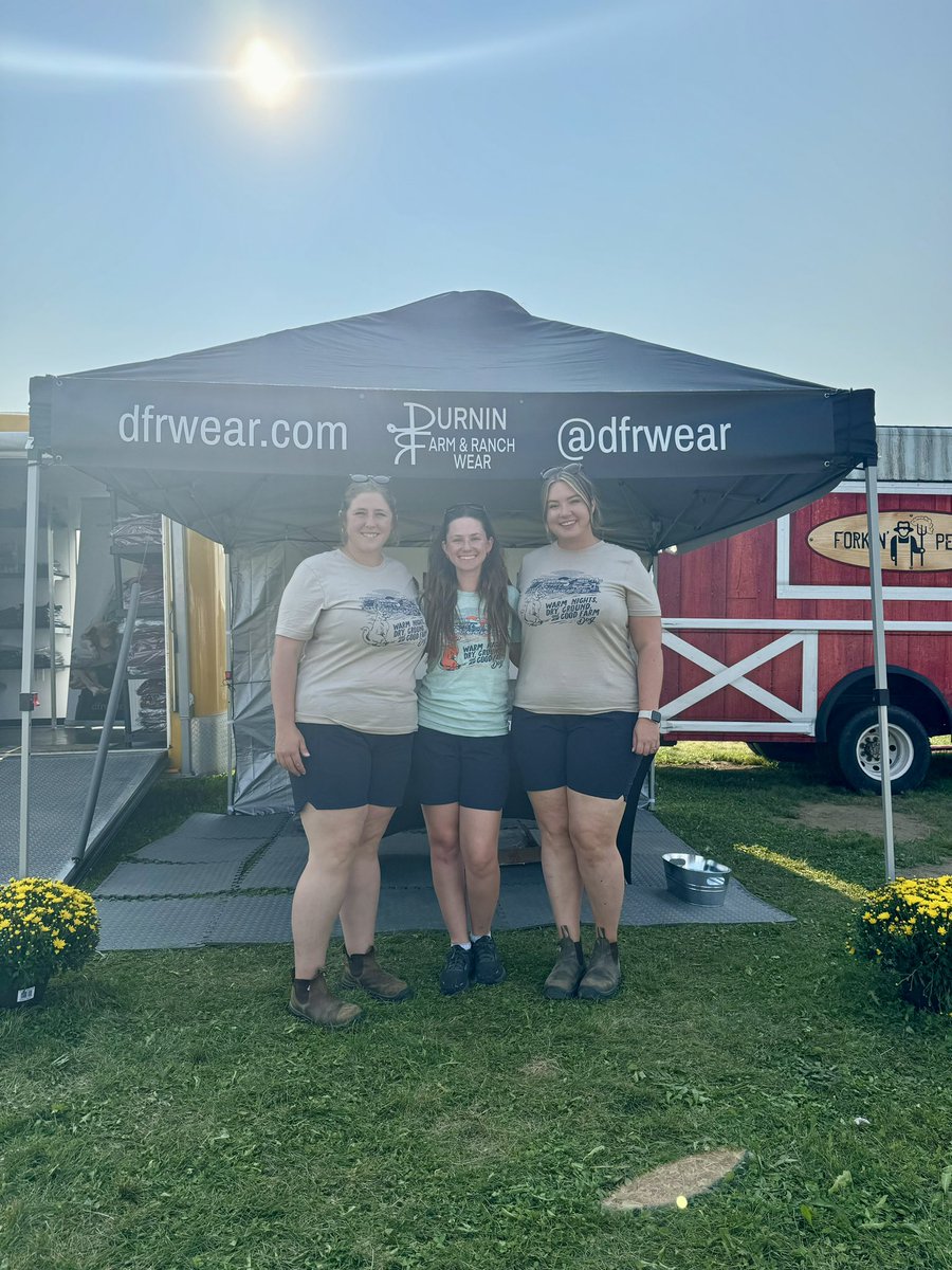 Durnin Farm and Ranch Wear tweet media