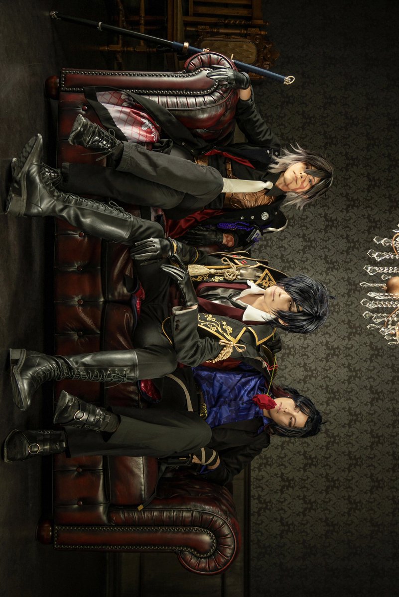 YakiYakou's tweet image. 刀剣乱舞 ［コスプレ/ Cos / 4k］
▫︎
▫︎
長船の矜持
▫︎
▫︎
燭台切光忠:雷輝(@Raiki06)
福島光忠:MNJ(@chikujyo)
実休光忠:夜光夜希
📸楿(@8katura888)
📍#スタジオアローズ