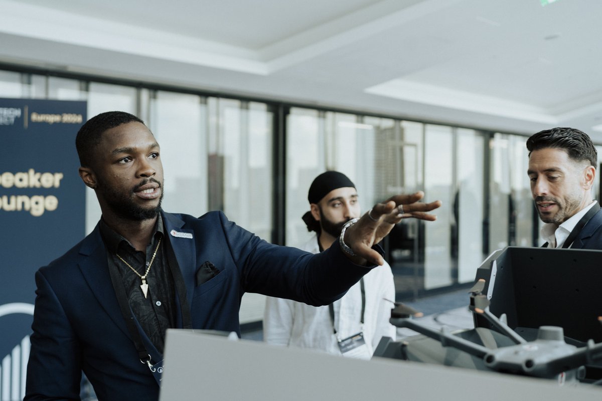 SorairTech's tweet image. And... That&apos;s a wrap! What a successful event at @PropTech Connect! We can&apos;t wait to share our insights soon! #PropTech2024 #ThefutureofSecurity #AIintheworkplace #AIinproperty