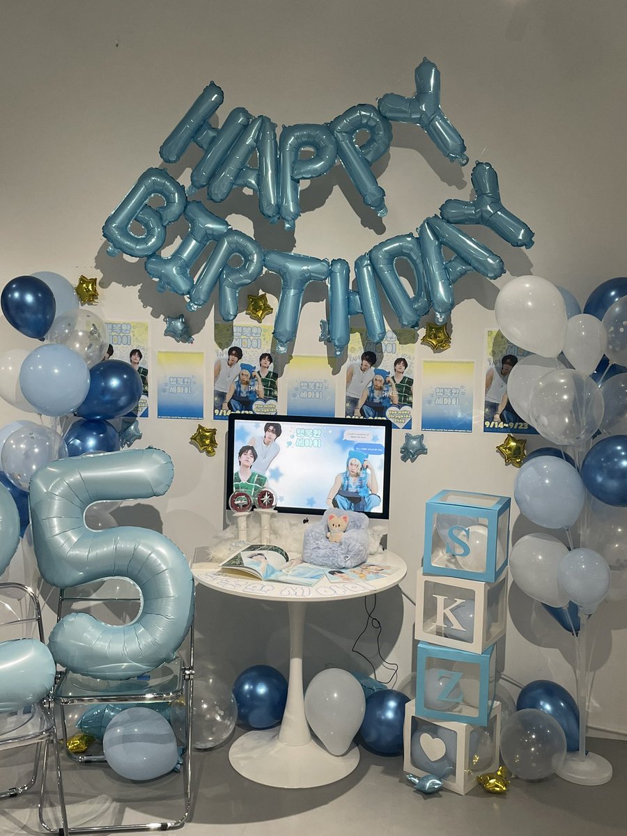 cheesefilm_'s tweet photo. #Straykids #ピリ #ハン #スンミン

【明日から開催】
Birthday Event🎂🩵 500円で入場可能🌟
名古屋でまるで韓国?!な可愛いフォトブースで
お祝いができます🪄︎︎◝✩ 

東海STAYさんに届け〜❣️ぜひRTお願いします♡

特典🍀ポストカード＋トレカ

#スキズ #フィリックス #ジソン #カプホ #センイル https://t.co/o7qKZinfHs