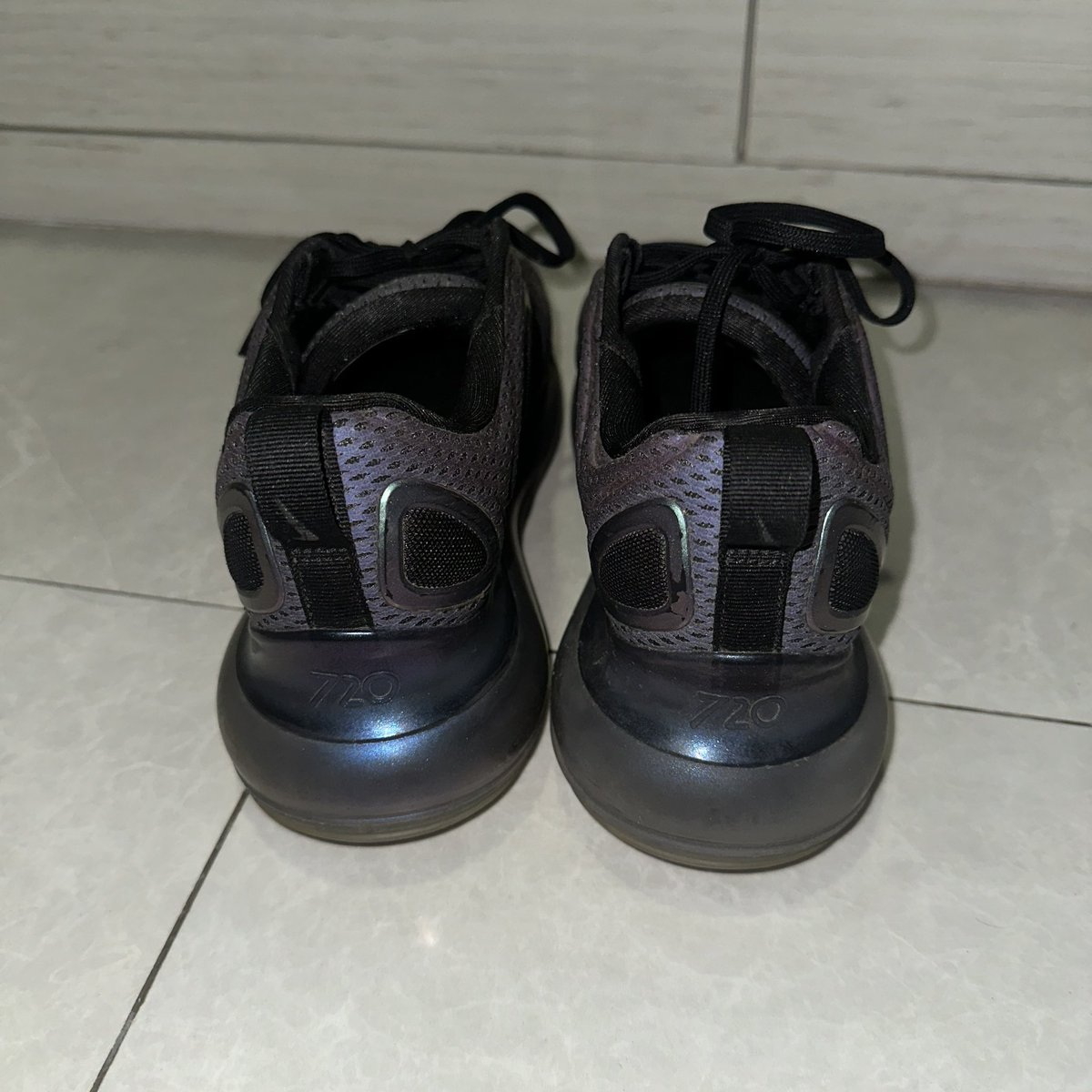 ApriliaAdella's tweet photo. For Sale nike airmax 720 Metallic Silver Purple

original 100%

sz 7men 8,5womens

kondisi used 
box mulus 
pemakaian cewe

3jt nego tipis

#zonauang #zonajajan https://t.co/oh2VB525Qv