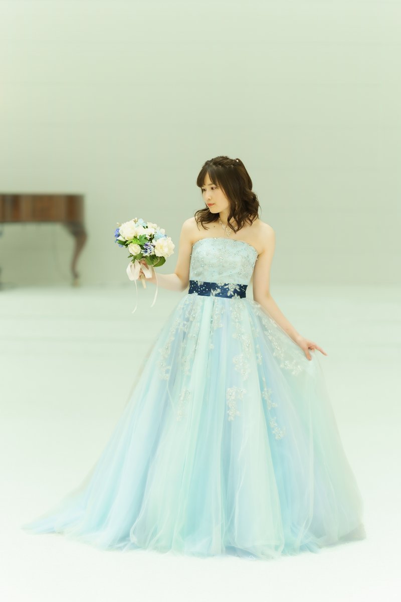 sasahiro_photo's tweet photo. 淡いドレスに、美しきプリンセス
#ポートレート
#ポートレート撮影
#女神ポートレート
#portrait
#portraitphotography
#princessportrait https://t.co/6uUOkVONgE
