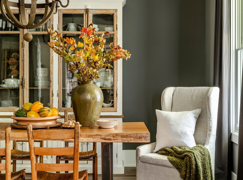 ladyrealtor1's tweet image. 56 Gorgeous Autumnal Accents to Set the Perfect Fall Table

Infuse your tablescape with the look and feel of autumn.   tinyurl.com/24ks742n

#homedesign #falldesign #autumndesign #falldecor
