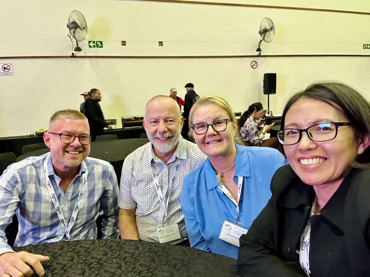 Loved spending a little time with members of <a href="/THEnetcomm/">THEnet</a> Evidence Group Dr. Meredith Del Pilar-Labarda from <a href="/UPManilaOnline/">UP Manila</a> SHS, <a href="/TimVDube/">Tim Dubé, PhD</a> from <a href="/USherbrooke/">Université de Sherbrooke</a> and <a href="/bmgaede/">Bernhard Gaede</a> from <a href="/UKZN/">University of KZN</a> <a href="/TheNetworkTUFH/">The Network: TUFH</a> #Ubuntu2024
