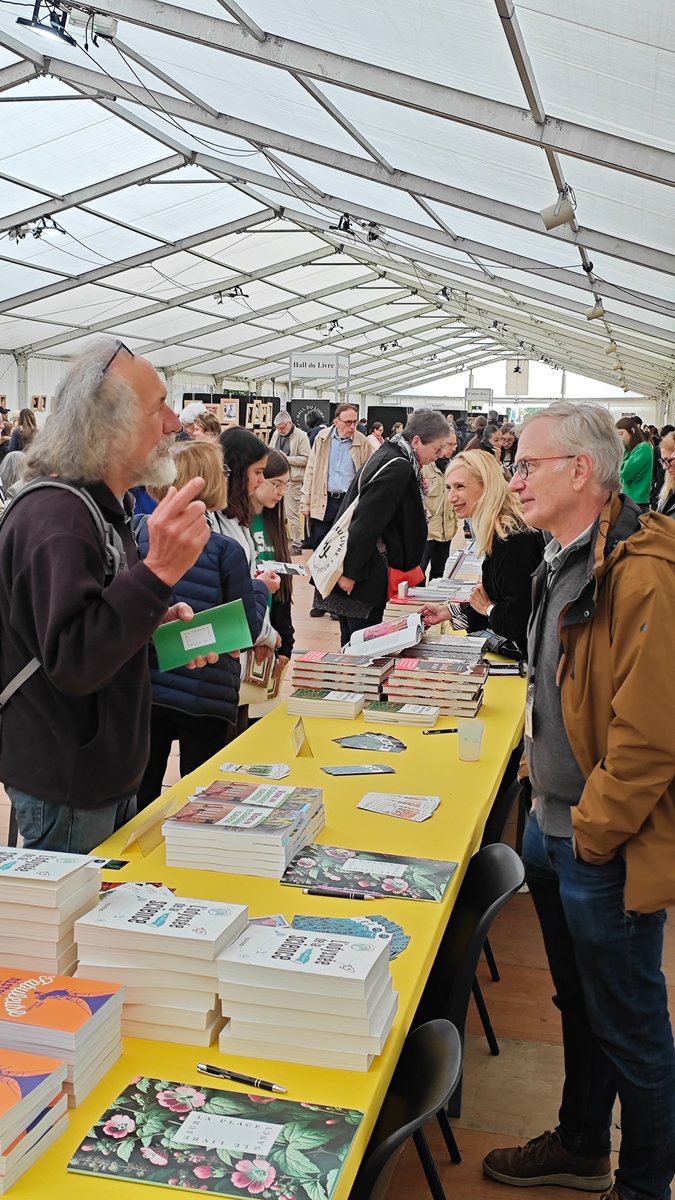 INRAE Grand Est - Nancy (@inrae_nancy) on Twitter photo 📙🍇🍷Premier jour de la 46ème édition du Livre sur la Place à #Nancy. Venez rencontrer Éric Duchêne (<a href="/UmrSVQV/">UMR_SVQV INRAE Colmar</a>) en dédicace pour le livre "Vigne, vin et changement climatique" <a href="/editionsquae/">Éditions Quæ</a> jusqu'à 19h sur le stand des #SciencesSurLaPlace 📙🍇🍷Premier jour de la 46ème édition du Livre sur la Place à #Nancy. Venez rencontrer Éric Duchêne (<a href="/UmrSVQV/">UMR_SVQV INRAE Colmar</a>) en dédicace pour le livre "Vigne, vin et changement climatique" <a href="/editionsquae/">Éditions Quæ</a> jusqu'à 19h sur le stand des #SciencesSurLaPlace