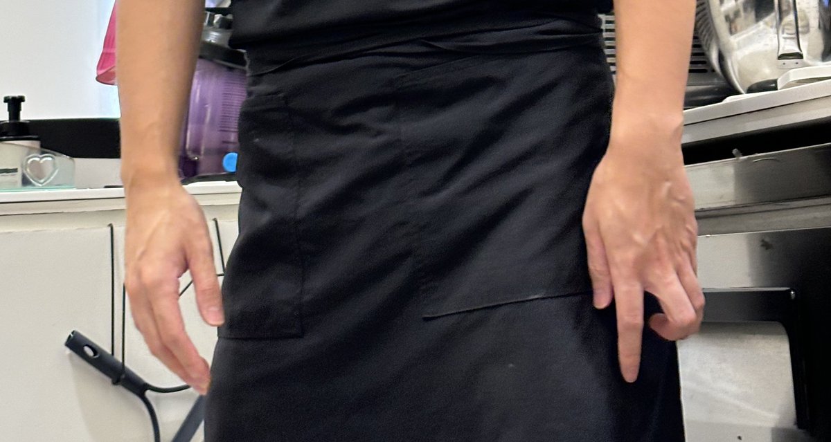 손...왜 이러고 있었던거지?